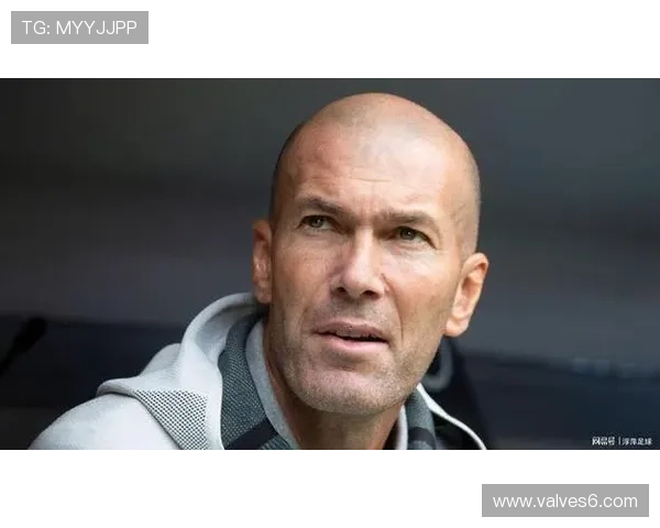 齐达内式盘带如何在现代足球中重新定义控球艺术与技术分析