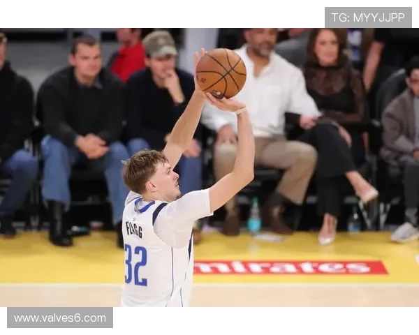 特温特近期比赛表现稳健，攻防两端展现持续提升势头