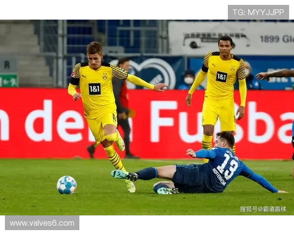 多特蒙德依然具备冲击力,但近期持续赢球能力受限,稳定性面临考验 多特蒙德依然具备冲击力,但近期持续赢球能力受限,稳定性面临考验