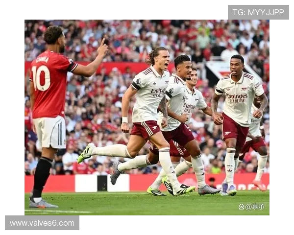 曼联复兴进程仍未完成，对赛季表现与竞争格局带来考验